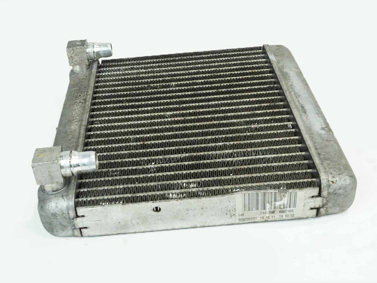 2012 - 2018 Bmw 6 Series F13 Engine Oil Cooler Radiator Right 17217570103 OEM