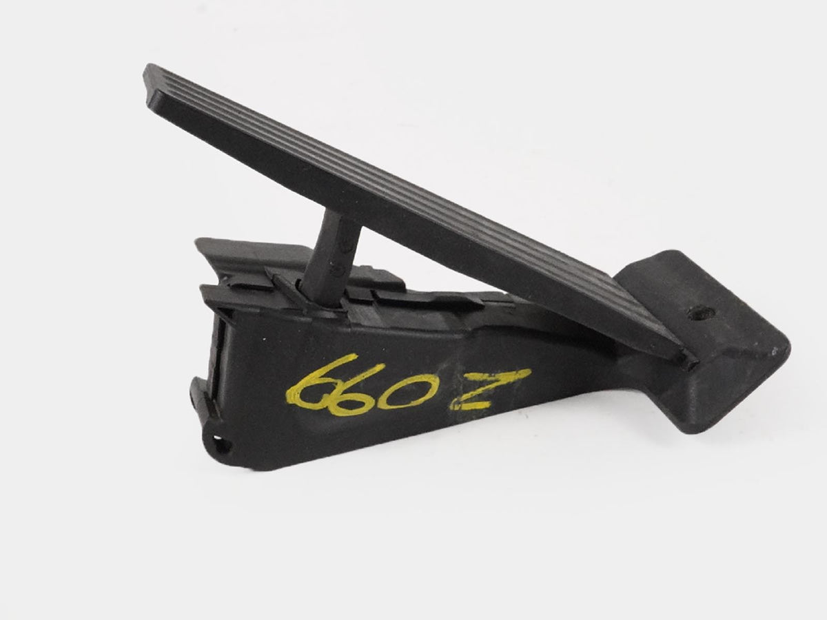 2012 - 2018 Bmw 3 Series F30 Pedal Acceleration Gas ThroTTle 35426853175 OEM