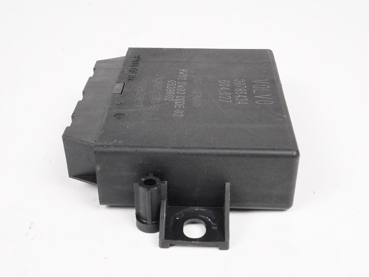 2009 - 2012 Volvo 70 Series Convertible Parking Assist Control Module Rear OEM