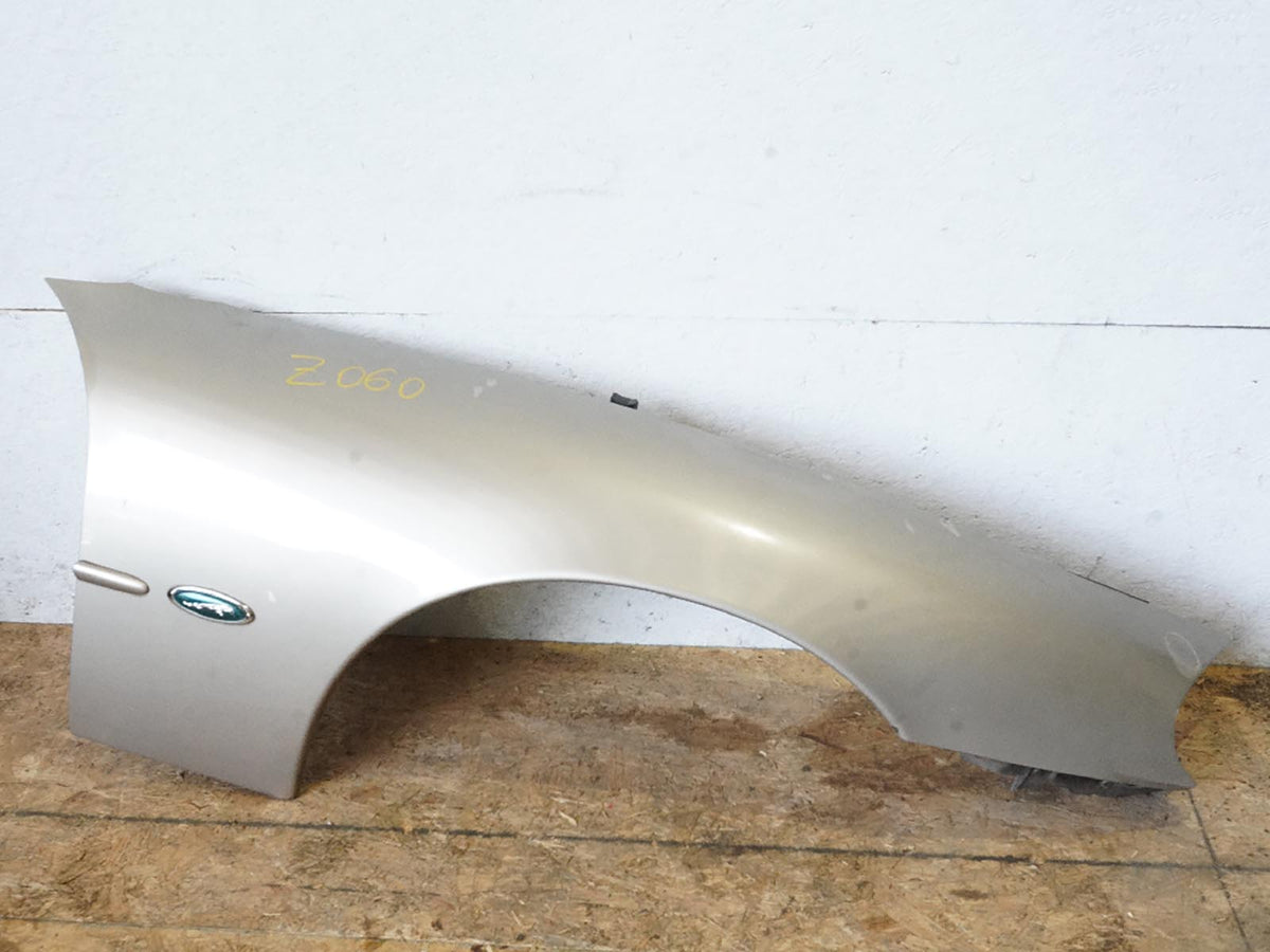 1997 - 2000 Jaguar Xk8 Fender Panel Cover Front Passenger Right Rh Side OEM