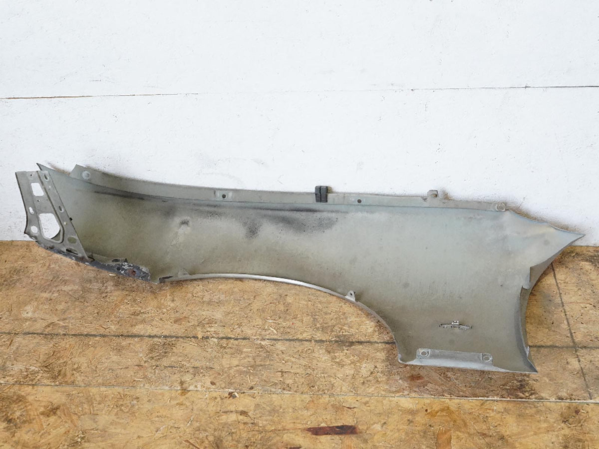 1997 - 2000 Jaguar Xk8 Fender Panel Cover Front Passenger Right Rh Side OEM