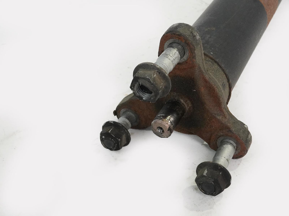 2013 - 2018 Bmw 3 Series F30 Rwd At Drive Shaft Propeller Cardan Rear 7609365