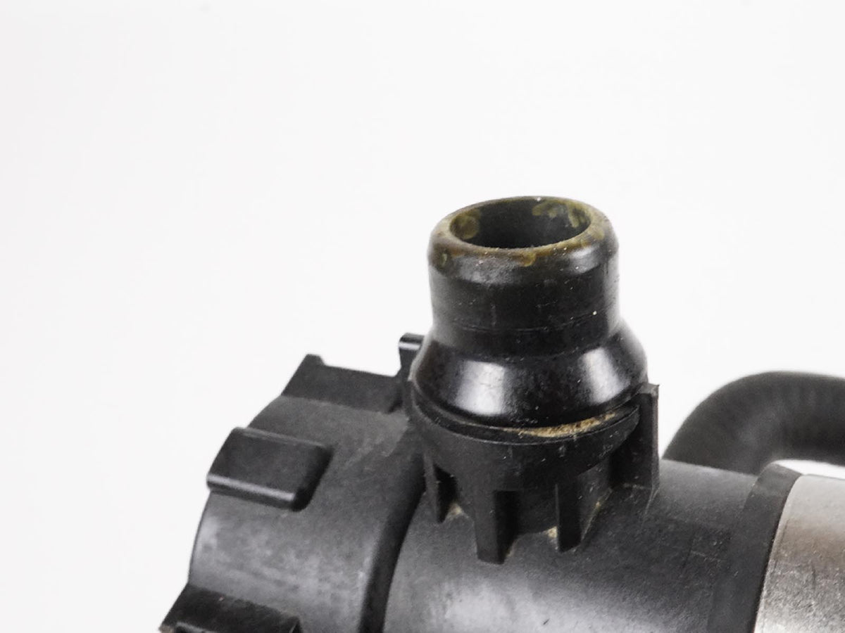 2012 - 2018 Bmw 3 Series F30 2.0L Hose Ube Pipe Coolant Cooling Radiator OEM