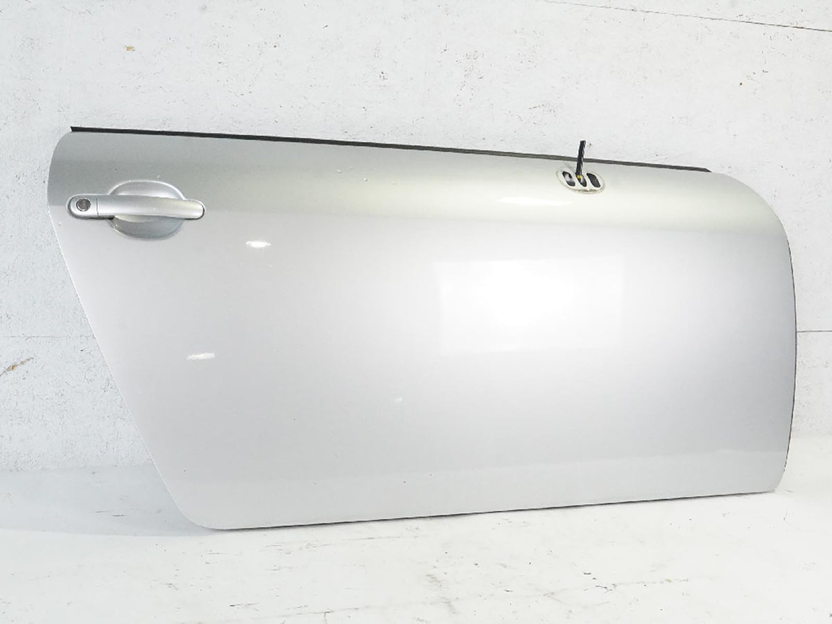 2000 - 2006 Audi TT Mk1 Coupe Door Panel Cover Exterior W Handle Passenger Right