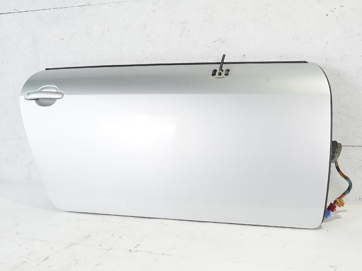 2000 - 2006 Audi TT Mk1 Coupe Door Panel Cover Exterior W Handle Passenger Right