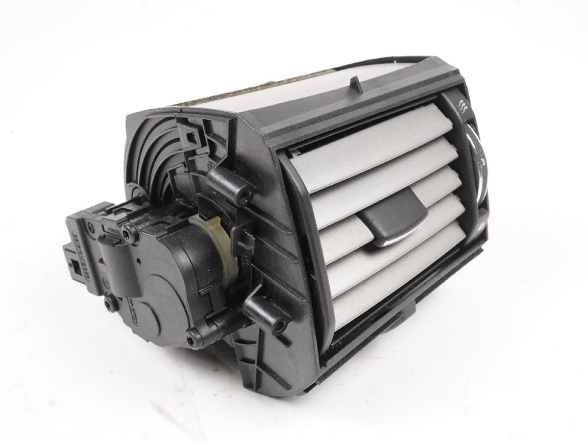2009 - 2011 Jaguar Xf Ac Heater Grille Air Vent Grill Nozzle Dash Right OEM