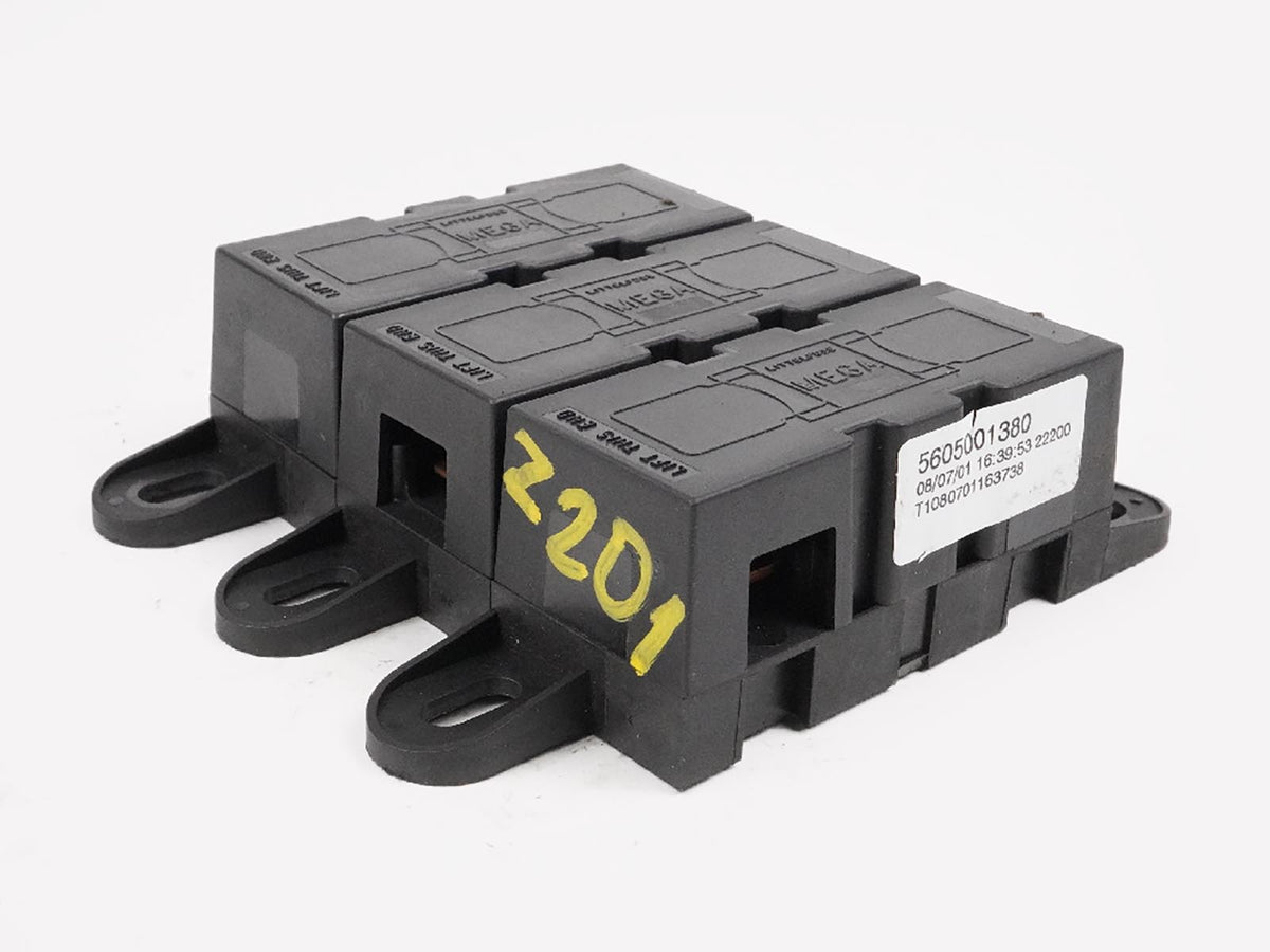 2009 - 2011 Jaguar Xf X250 BaTTery Terminal Positive Junction Power Distribution