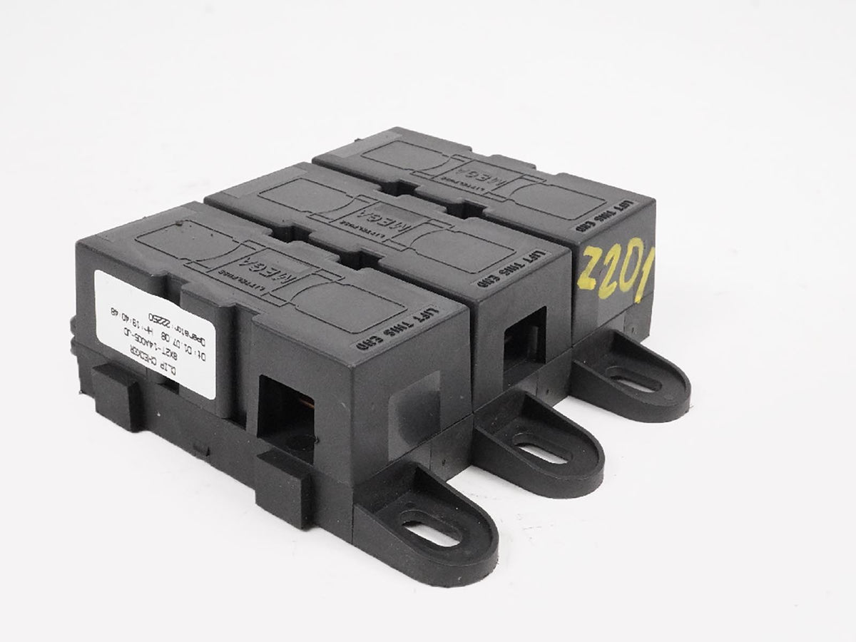 2009 - 2011 Jaguar Xf X250 BaTTery Terminal Positive Junction Power Distribution