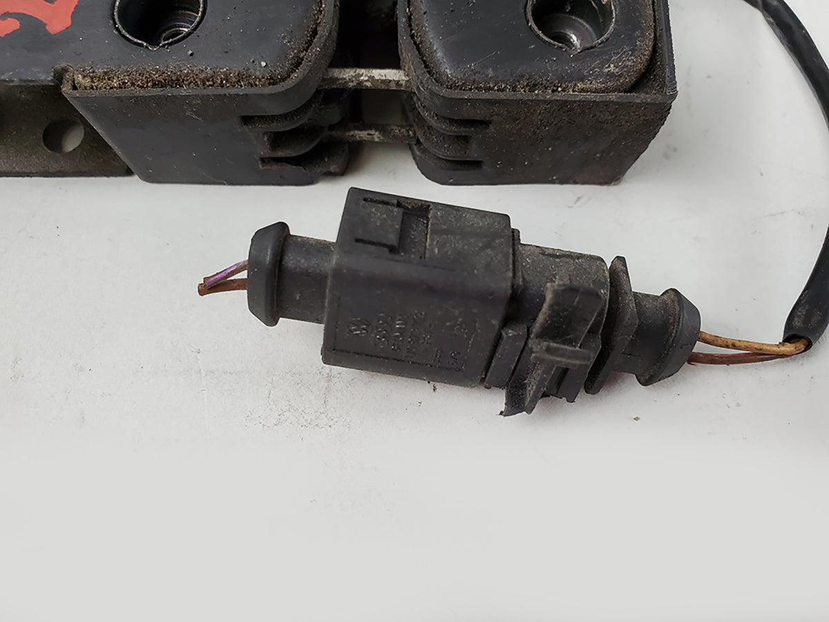 2007 - 2015 Audi Q7 4L Hood Bonnet Actuator Lock Latch Front 1J0973722  OEM
