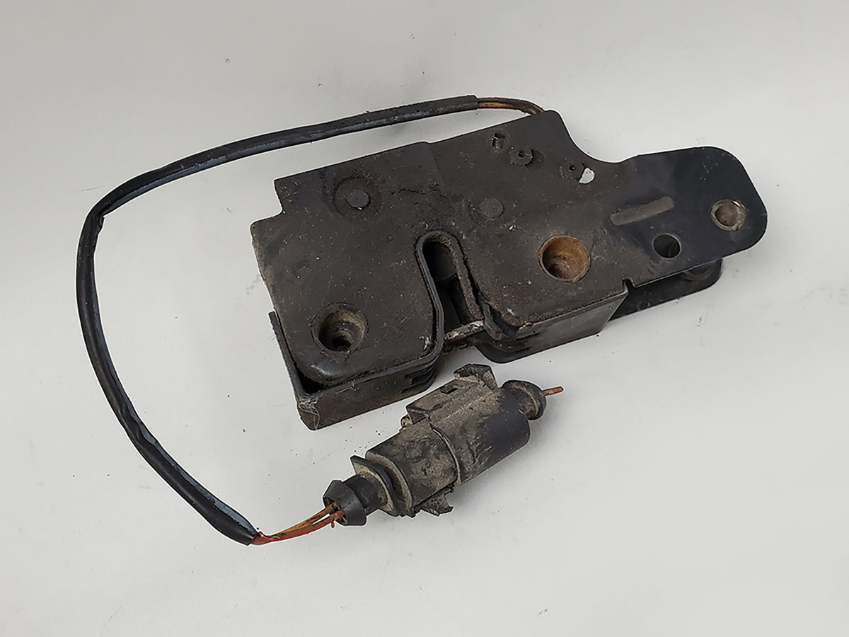 2007 - 2015 Audi Q7 4L Hood Bonnet Actuator Lock Latch Front 1J0973722  OEM