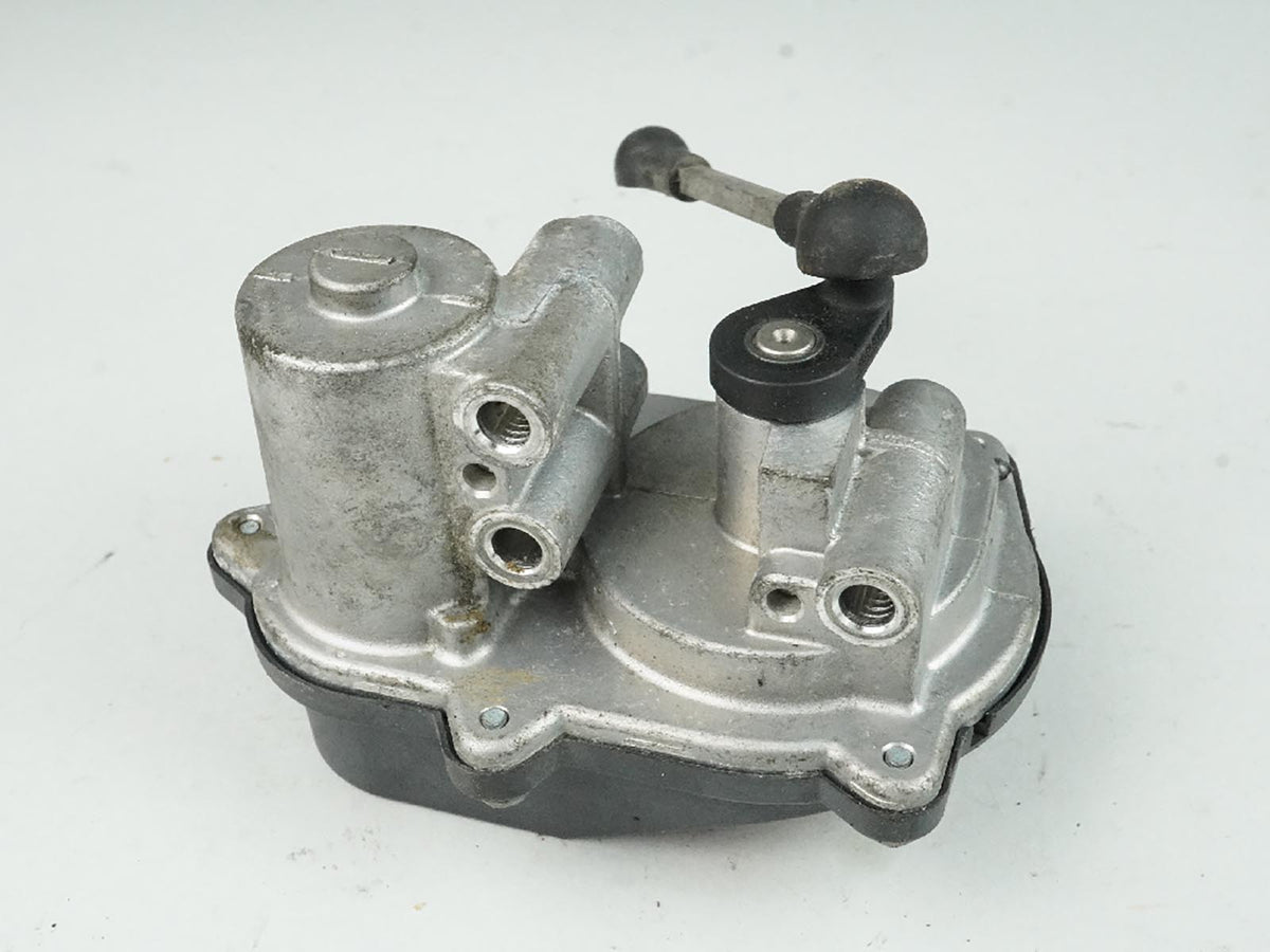 2008 - 2010 Audi TT 2.0 Fsi Convertible Intake Adjuster Actuator Motor 06F133482