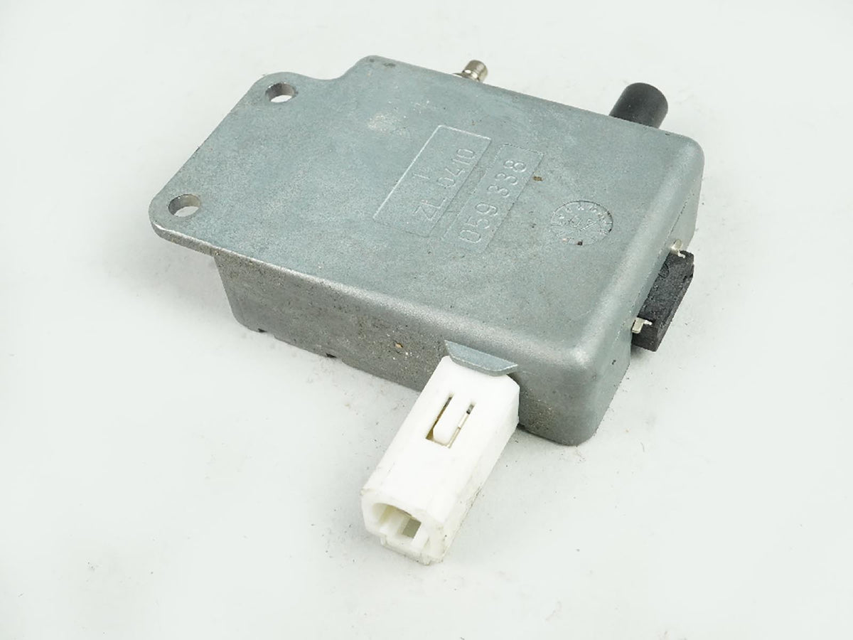 2007 - 2013 Mercedes Benz S Class W221 Antenna  Amplifier Booster Phone Module
