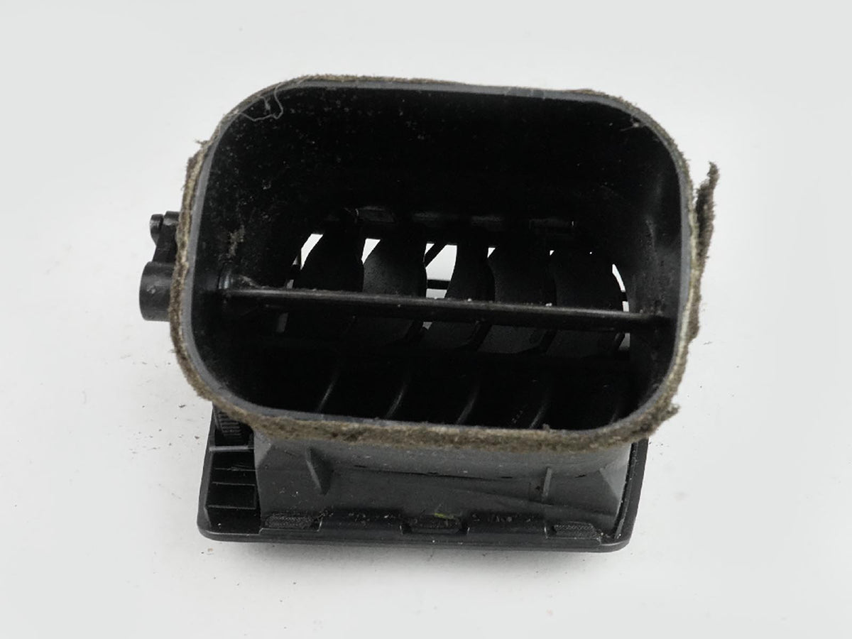 2004 - 2005 Bmw X5 E53 Ac Heater Air Vent Grille Dashboard Rh Passenger OEM
