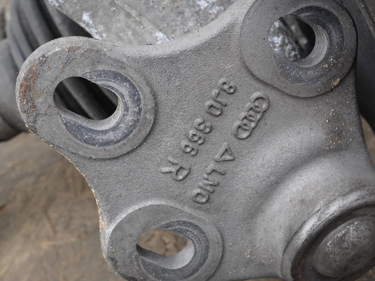 08-10 Audi TT Convertible Spindle Knuckle Axle Control Arm Front RH 8J0407254D
