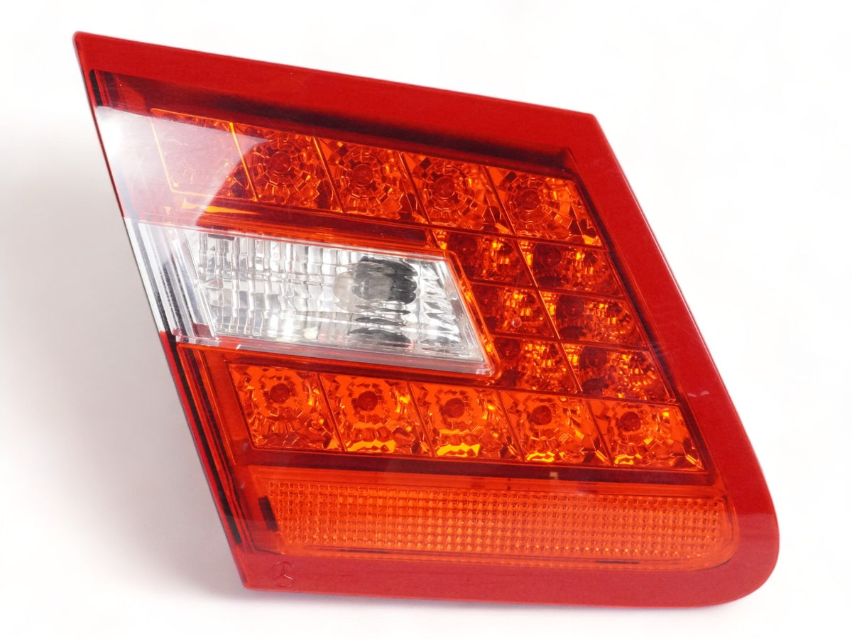 10-13 Mercedes E Class C207 Taillight Brake Stop Lamp Decklid Rear Left