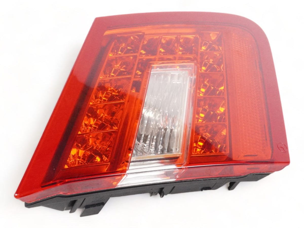 10-13 Mercedes E Class C207 Taillight Brake Stop Lamp Decklid Rear Left