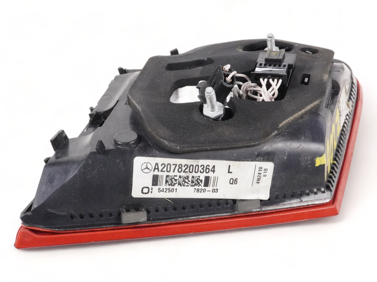 10-13 Mercedes E Class C207 Taillight Brake Stop Lamp Decklid Rear Left