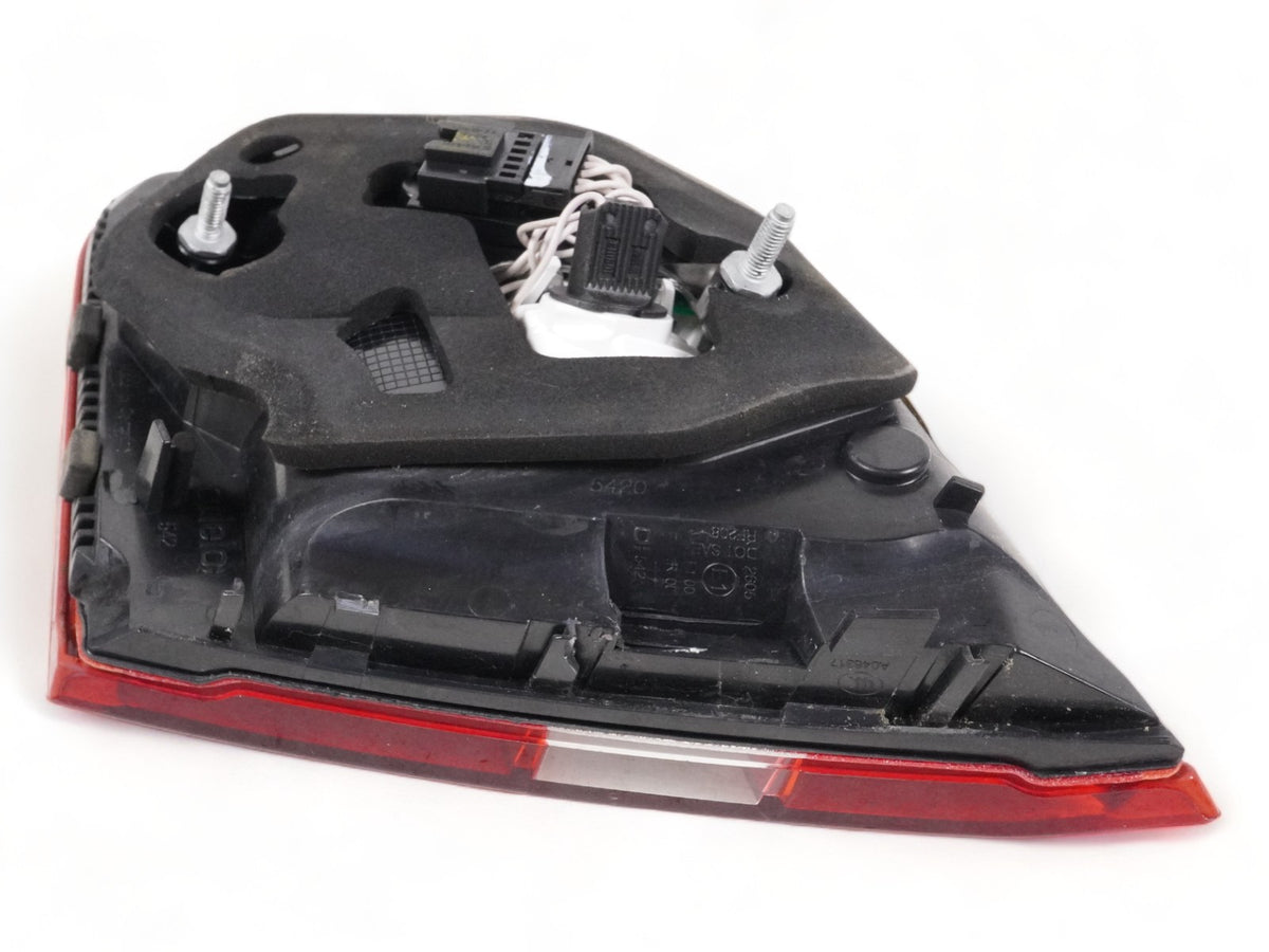 10-13 Mercedes E Class C207 Taillight Brake Stop Lamp Decklid Rear Left