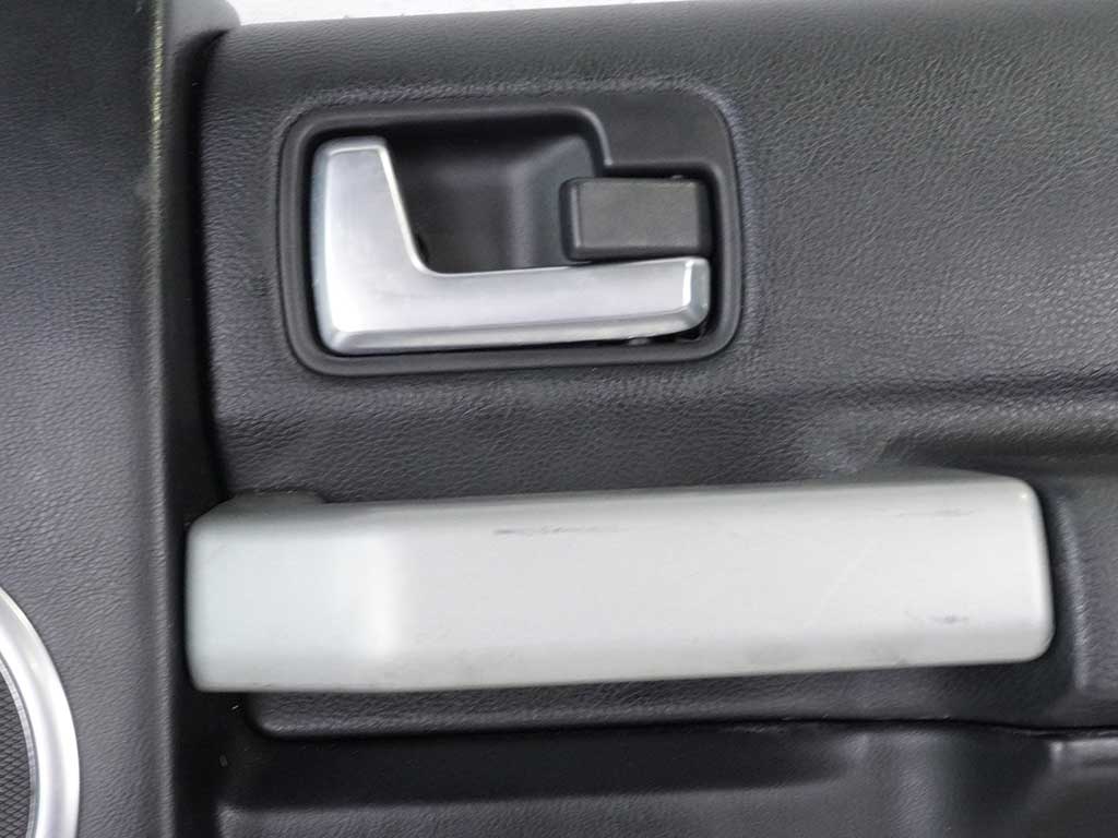 2005 - 2009 Land Rover Lr3 L319 Door Panel Inner Handle Window Switch Front Rh