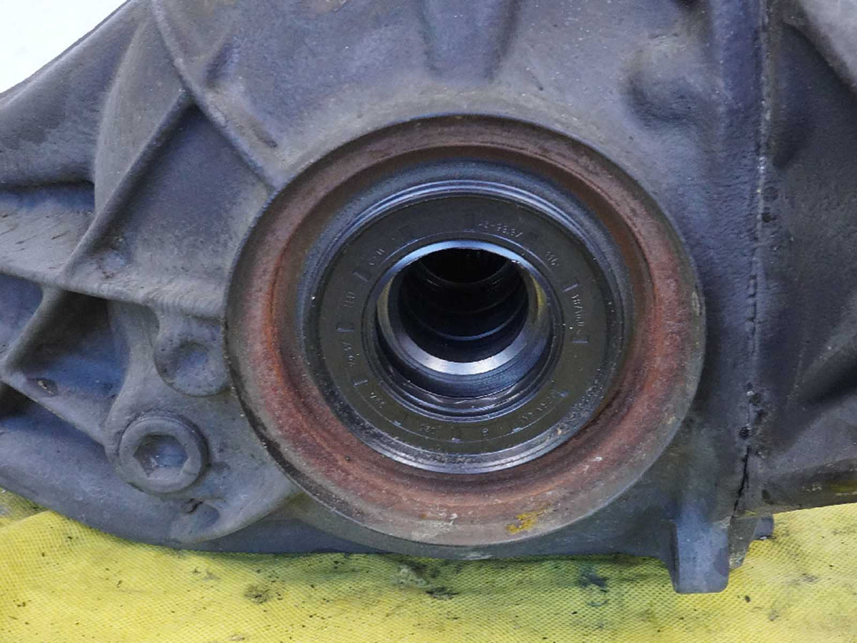 2010 - 2014 Mercedes Benz E Class C207 E350 Rwd Carrier Differential 2.82 Ratio