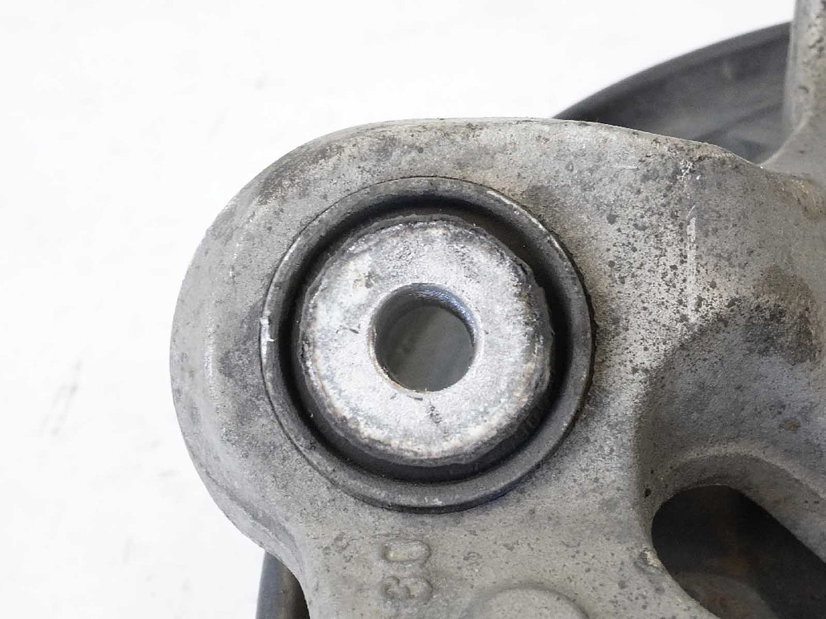 2003-2010 Audi A8 D3 Spindle Knuckle Hub Rear Passenger Right RH 4E0505436 OEM