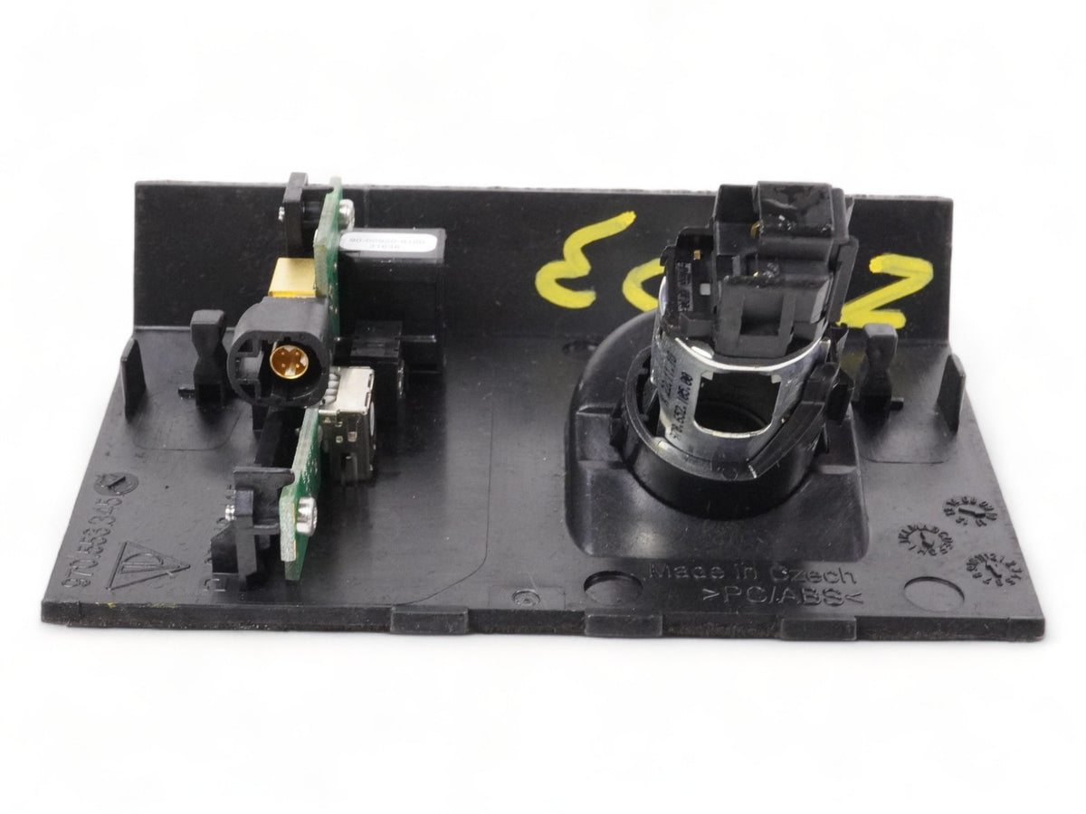 2010 - 2011 Porsche Panamera 970 Usp Aux Port Lighter Socket Center Console OEM