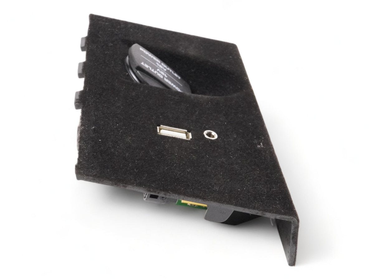 2010 - 2011 Porsche Panamera 970 Usp Aux Port Lighter Socket Center Console OEM