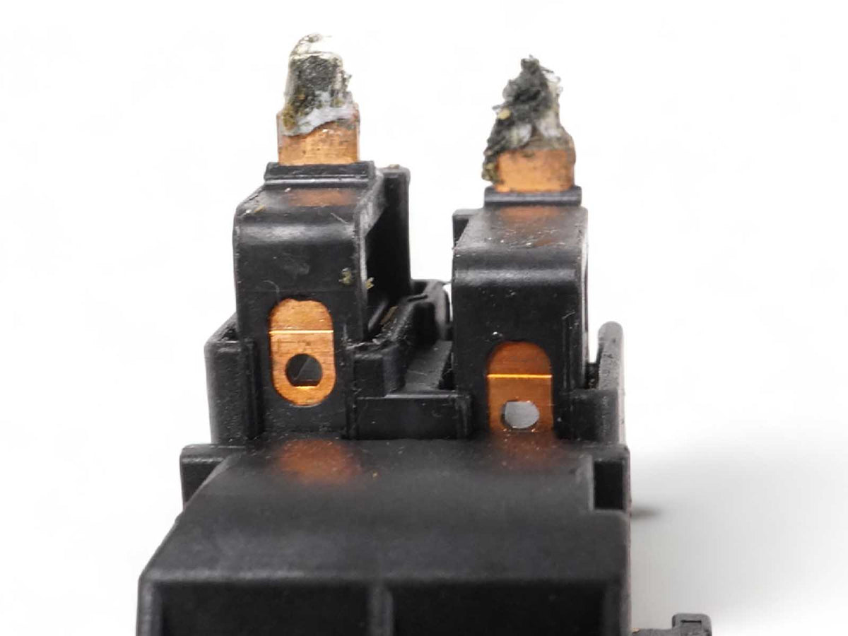 2004 - 2009 Jaguar Xj8 X350 Heated Wheel Column Control Module Unit Front OEM
