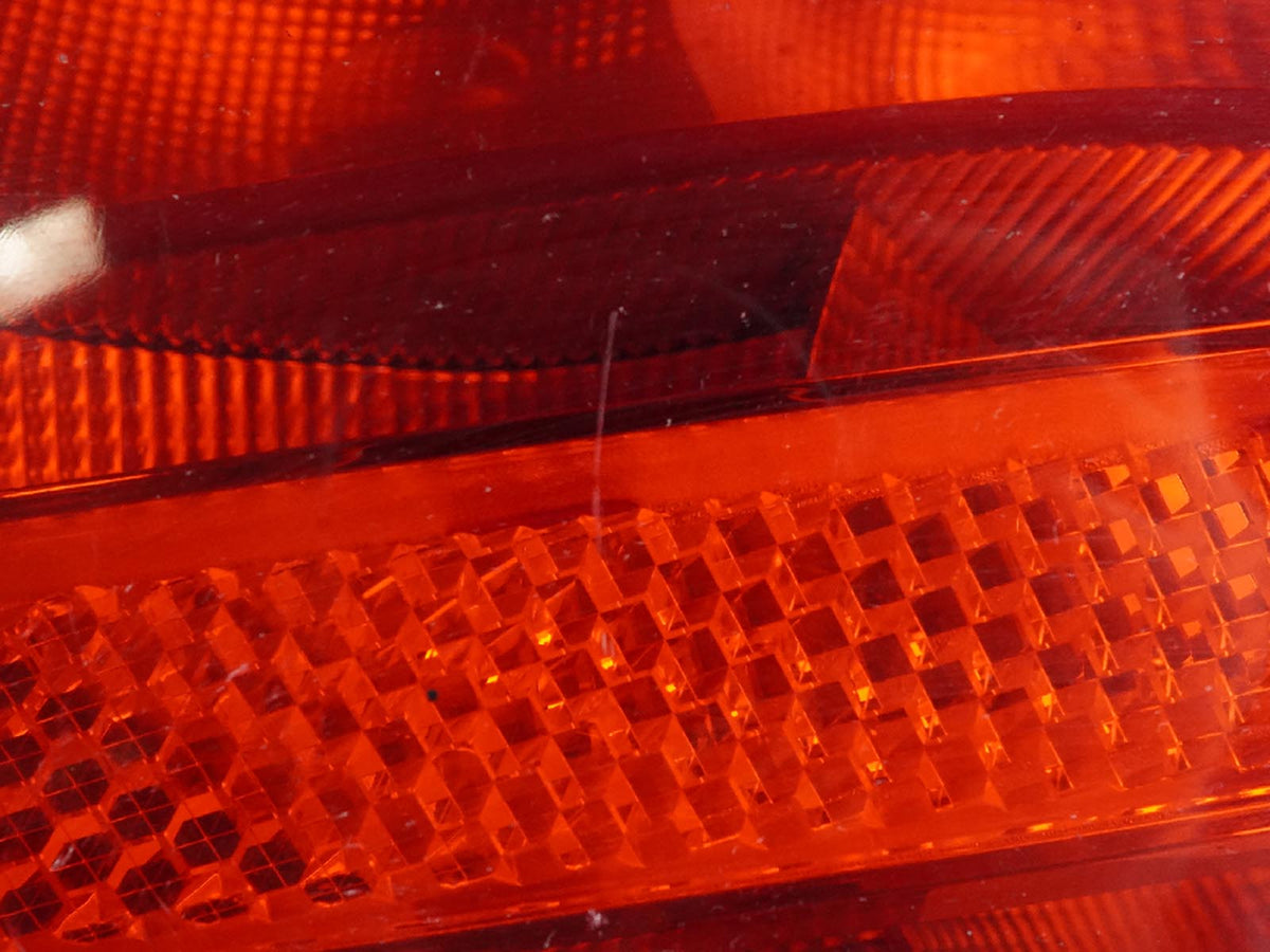 2009 - 2012 Audi A4 B8 Sedan Tail Light Brake Lamp Lid Incandescent Bulb Rh