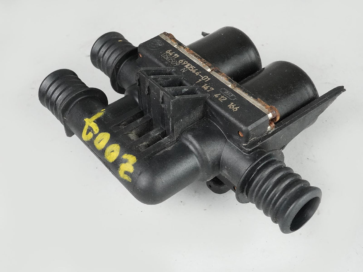2004 - 2006 Bmw X5 E53 4.4L Heater Valve Cooling Control System 6411691054401