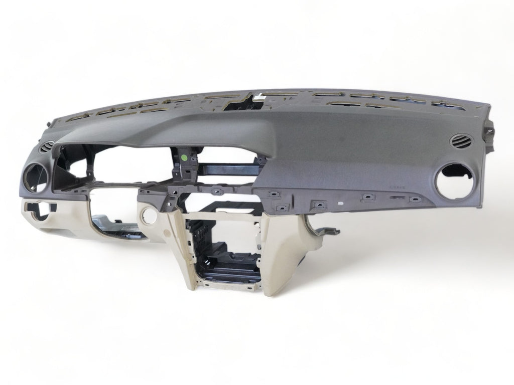  2012 - 2015 Mercedes Benz C Class W204 Dashboard Panel Instrument 2046805787 OEM, in stock