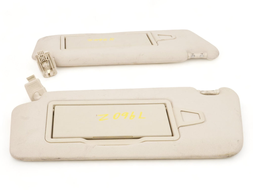  2012 - 2015 Mercedes C W204 Coupe Sun Visor Shade W Mirror Illuminated Lh Rh OEM, in stock