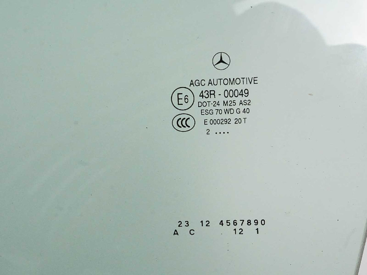 12-15 Mercedes C250 C350 C63 W204 Coupe Window Glass Door FR Left 2047251110 OEM