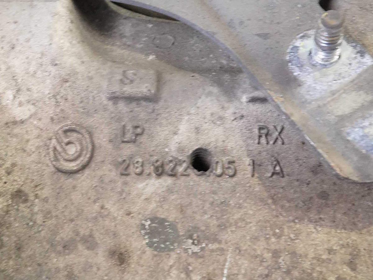 2003 - 2010 Maserati QuaTTroporte M139 Spindle Knuckle Front Left Lh Driver OEM