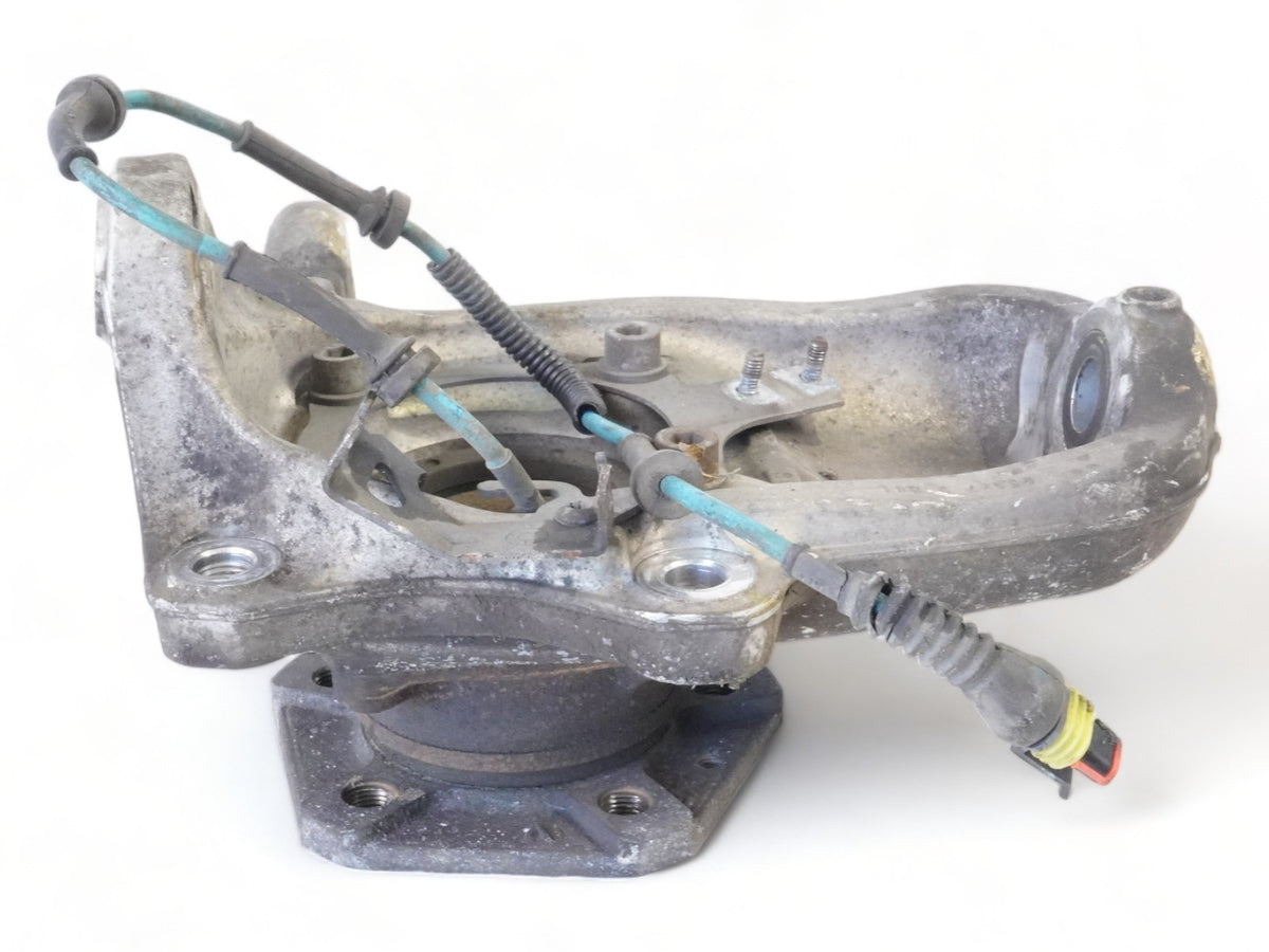 2003 - 2010 Maserati QuaTTroporte M139 Spindle Knuckle Front Left Lh Driver OEM