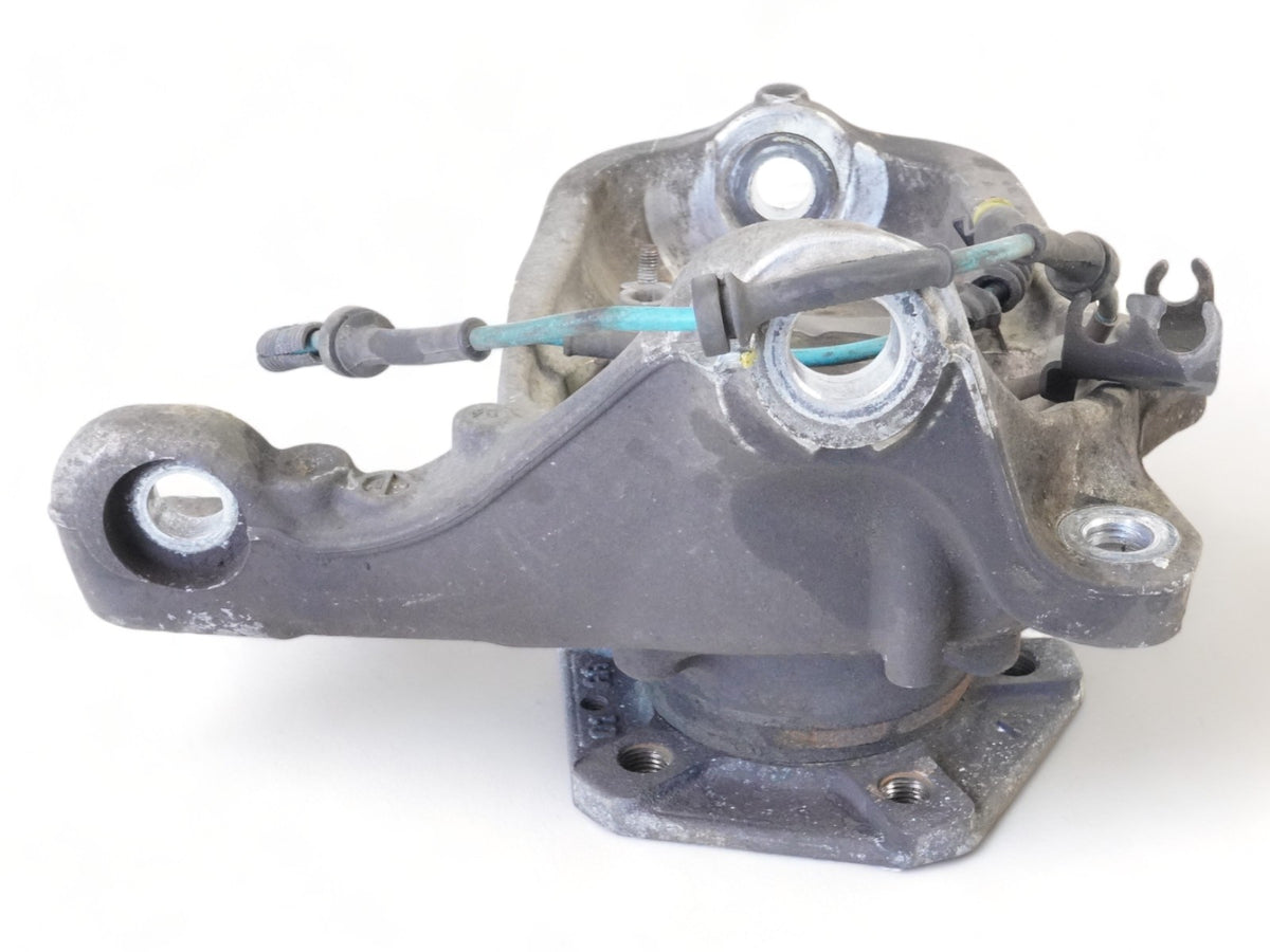 2003 - 2010 Maserati QuaTTroporte M139 Spindle Knuckle Front Left Lh Driver OEM