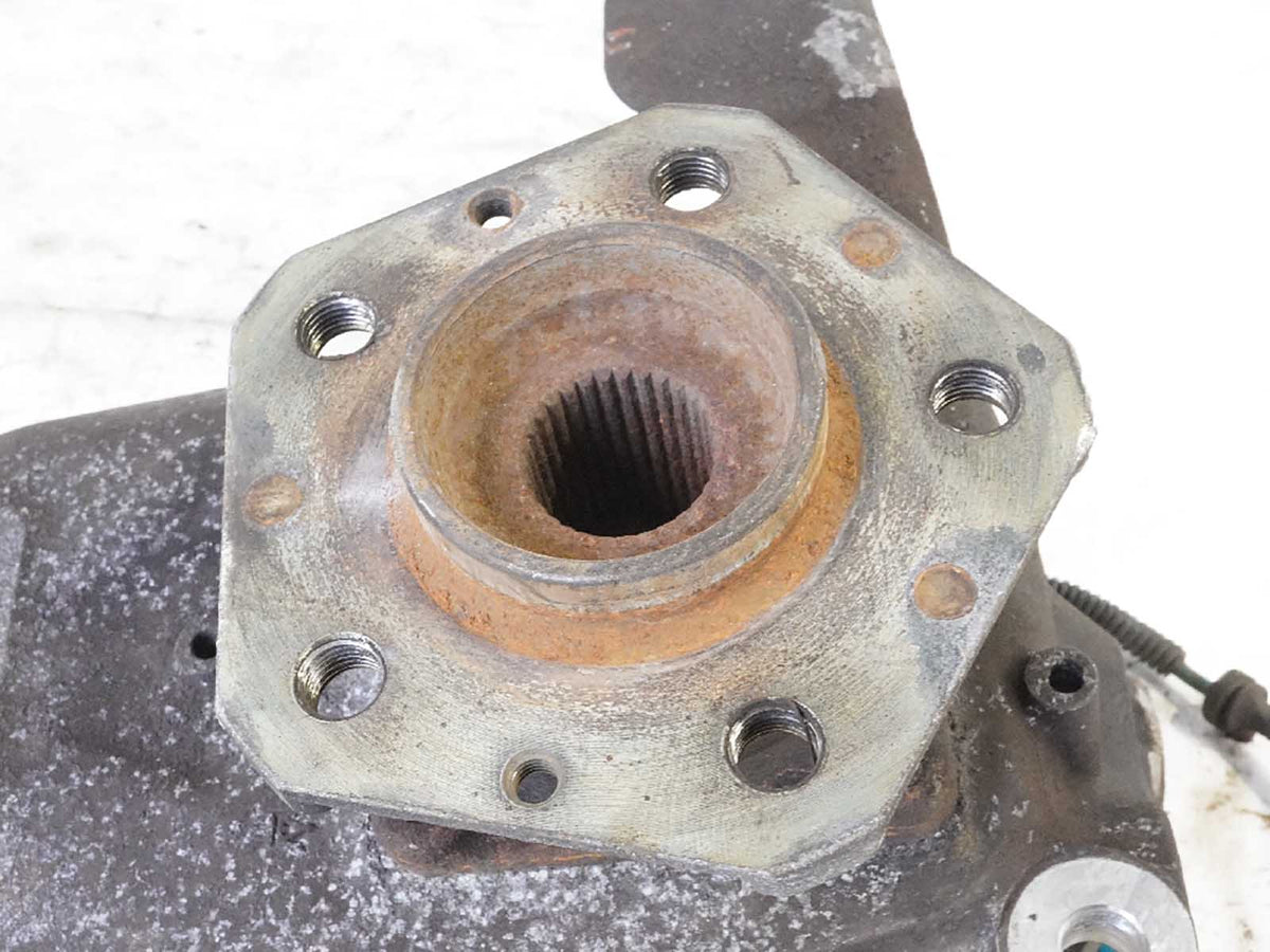 2003 - 2010 Maserati QuaTTroporte M139 Spindle Knuckle Front Left Lh Driver OEM