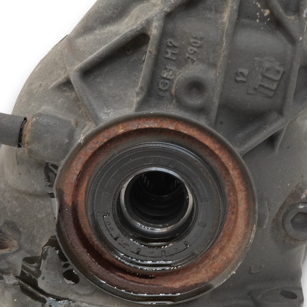  12-15 Mercedes C250 W204 Rear Differential Carrier 3.07 Ratio A2034110015 OEM, cheap