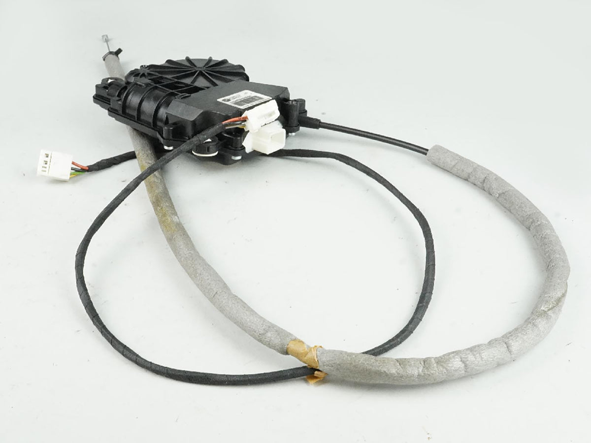 2009 - 2015 Bmw 7 Series F01 750 X Drive Trunk Lid Power Close Striker Rear OEM