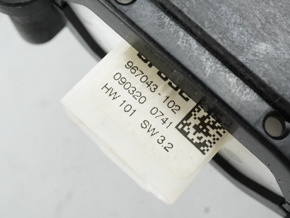 2009 - 2015 Bmw 7 Series F01 750 X Drive Trunk Lid Power Close Striker Rear OEM