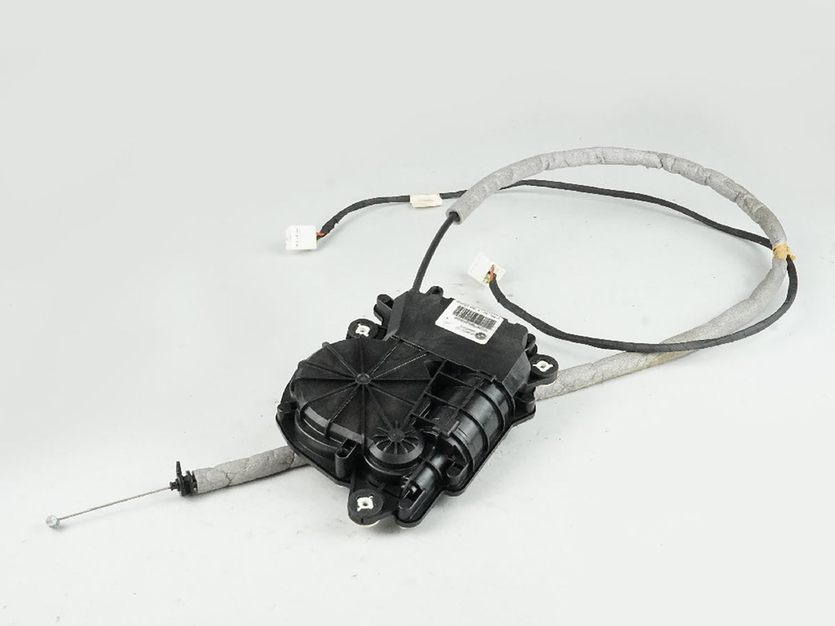 2009 - 2015 Bmw 7 Series F01 750 X Drive Trunk Lid Power Close Striker Rear OEM