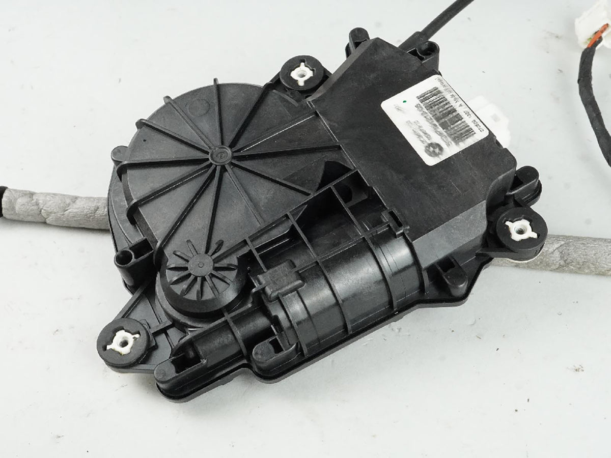 2009 - 2015 Bmw 7 Series F01 750 X Drive Trunk Lid Power Close Striker Rear OEM