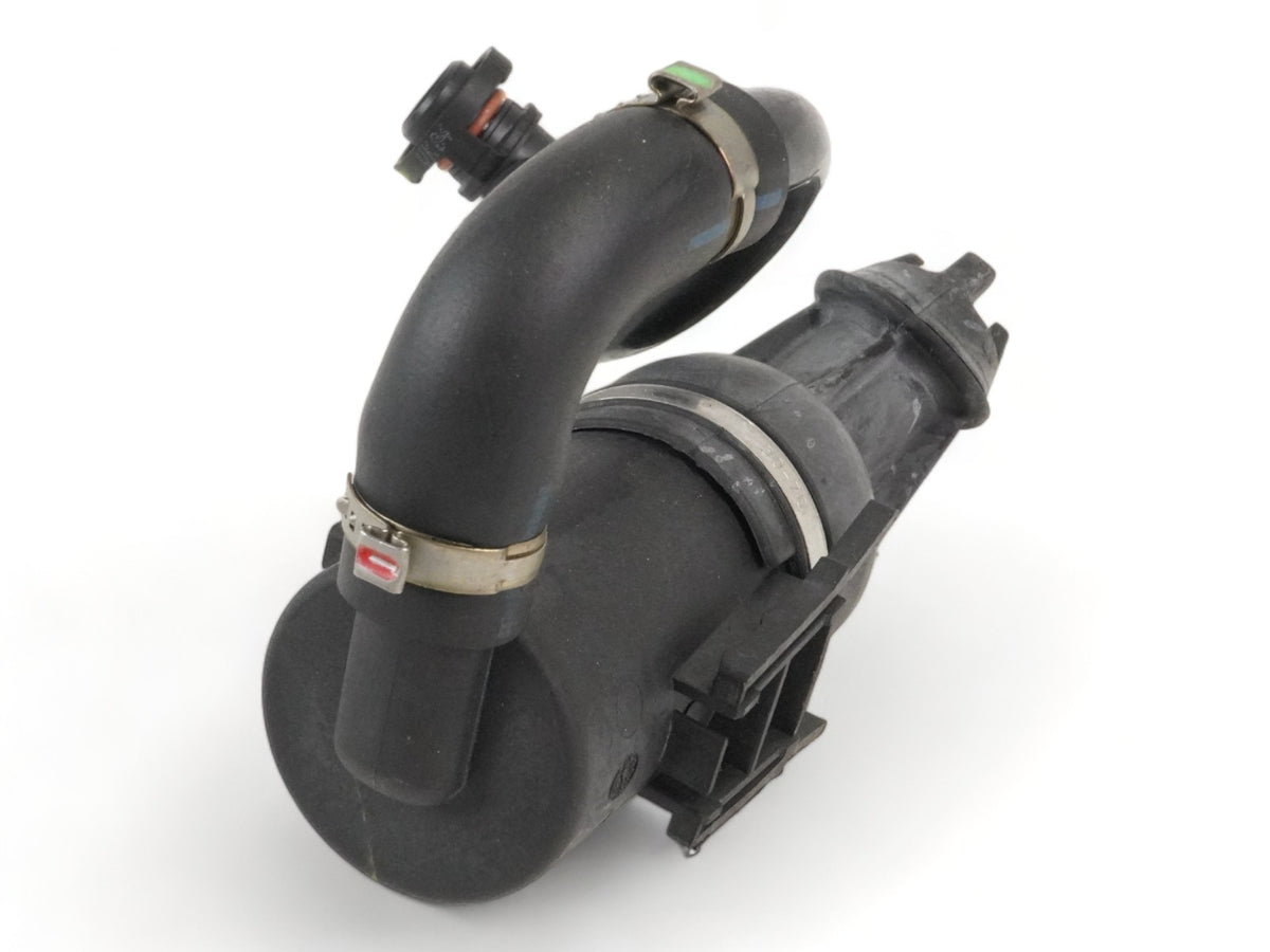 2003 - 2012 Maserati QuaTTroporte M139 Fuel Gas Pump Filter Canister Reservoir