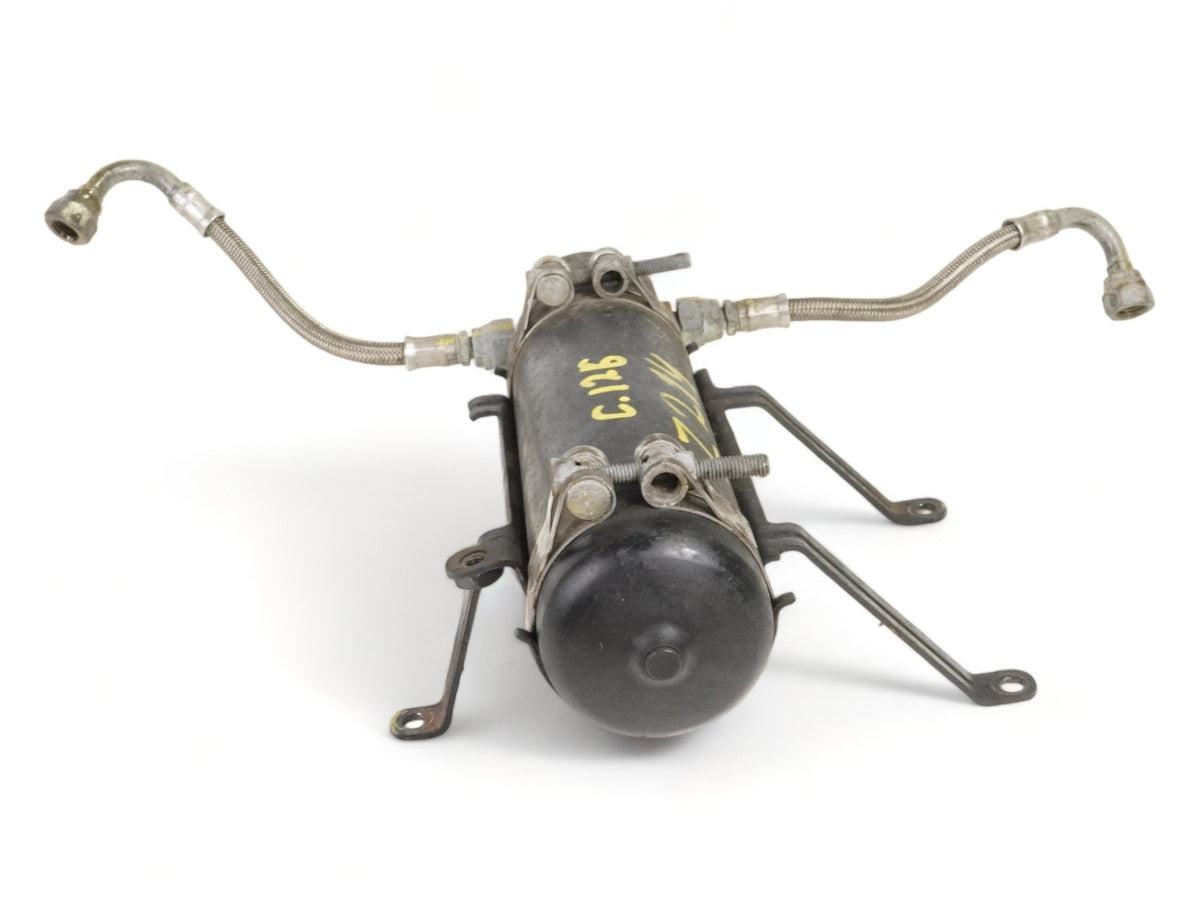 2004 - 2006 Maserati QuaTTroporte M139 Engine Oil Vacuum Reservoir Accumulator