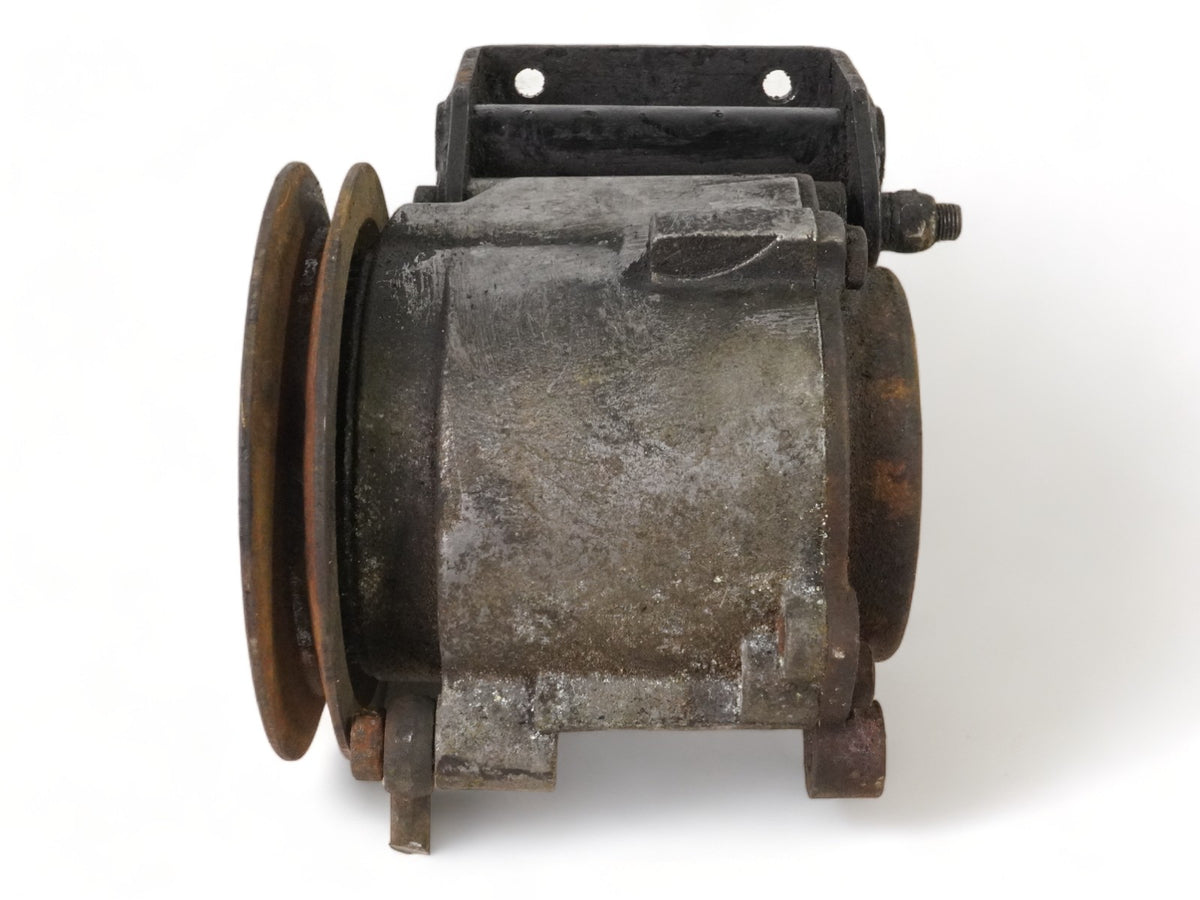 1982 - 1987 Jaguar Xjs He 5.3L Air Injection Pump W Pulley Motor Front OEM
