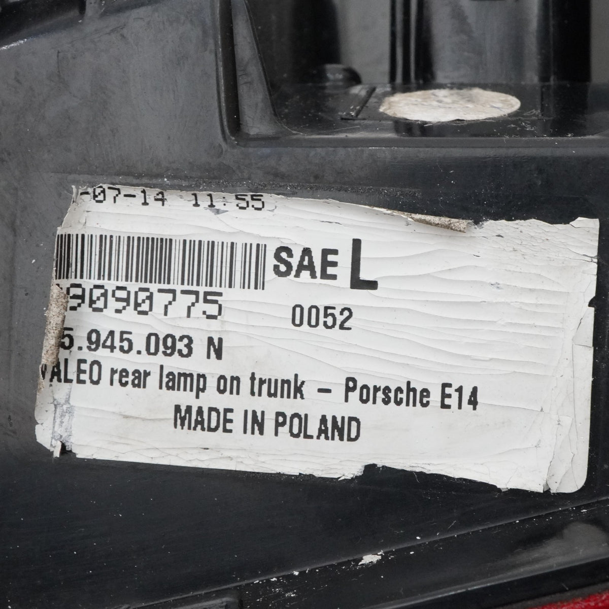 2011-2014 Porsche Cayenne 92A Taillight Lamp Inner Lid Rear Left 7P5945093N OEM