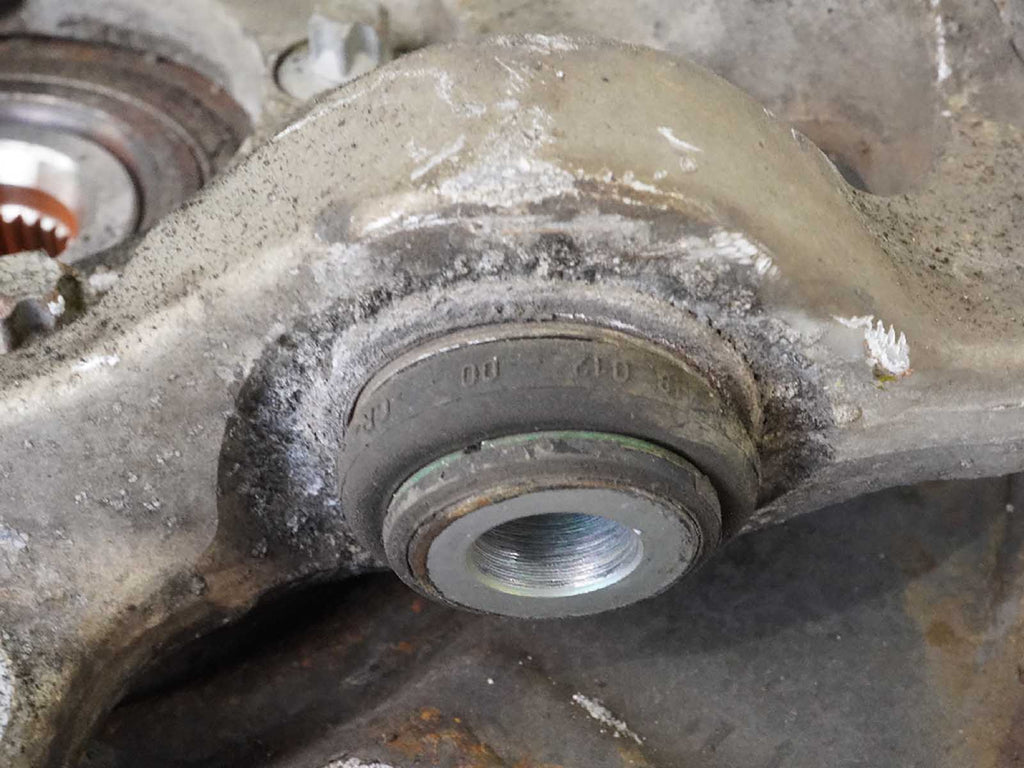  2008 - 2014 Mercedes Benz C Class W204 Spindle Knuckle Hub Rear Left Lh OEM, price