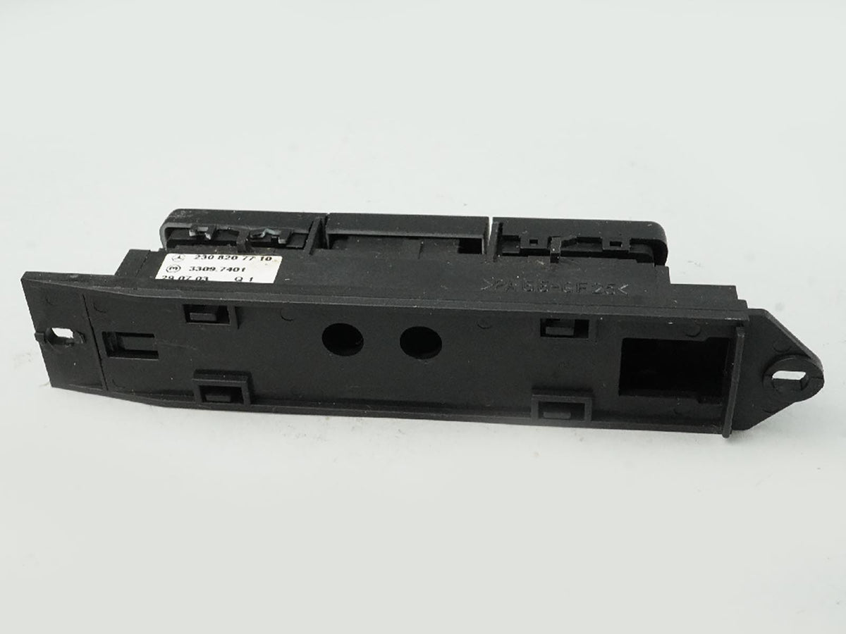 2003 - 2006 Mercedes Benz Sl500 R230 Console Center Blank Filler 2308207710