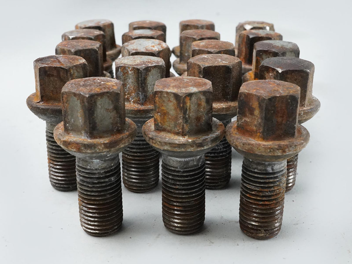 2003 - 2012 Mercedes Benz Sl Class R230 Wheel Rim Bolts Nut Lock Set Of 20 OEM