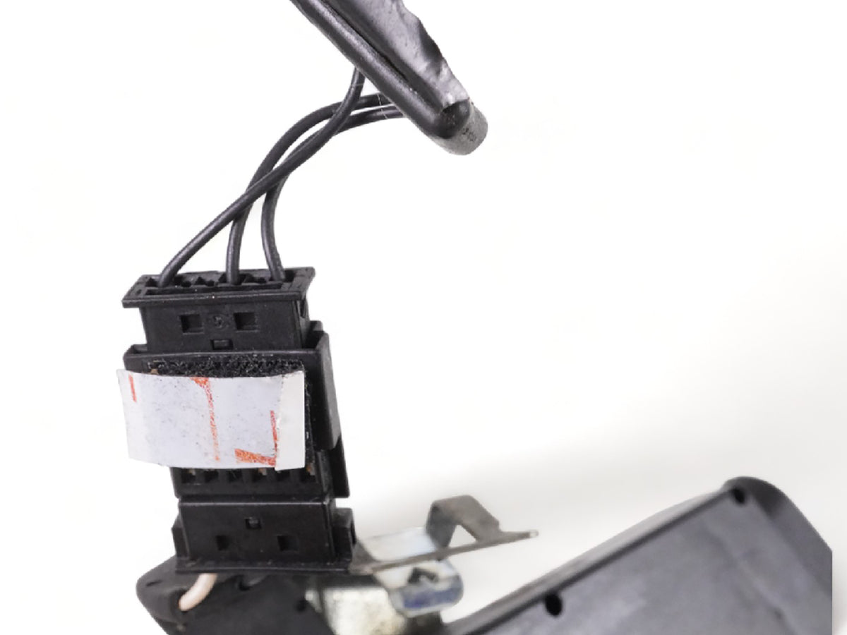2003 - 2008 Mercedes Benz Sl Class R230 Antenna Amp Control Module Left Right